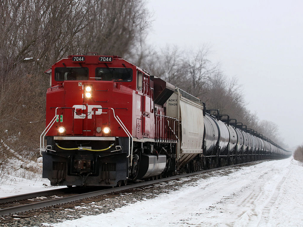 CP 7044